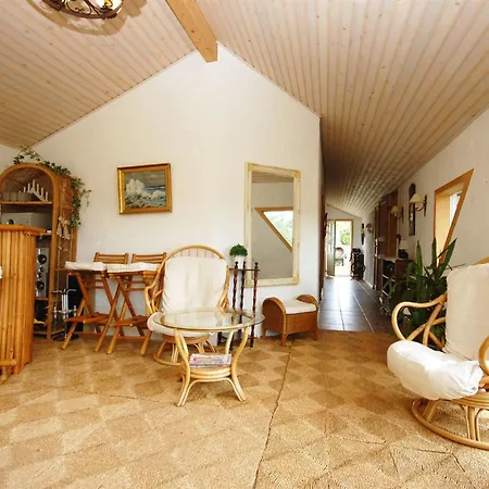 Tajo - 1km From The Sea By Interhome